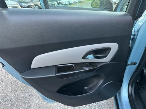 Used 2012 Chevrolet Cruze LS w/ Connectivity Package image 20