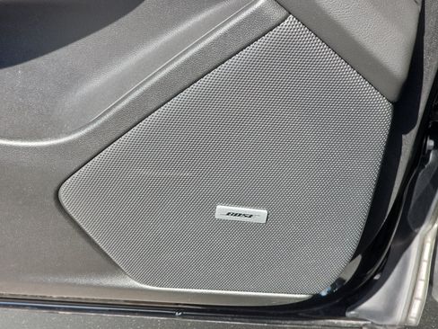 Used 2024 Cadillac XT6 Luxury FWD image 31