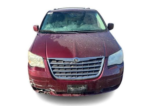 Used 2008 Chrysler Town & Country Touring w/ Family Value Group image 9