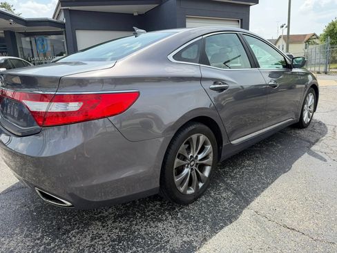Used 2013 Hyundai Azera FWD image 11