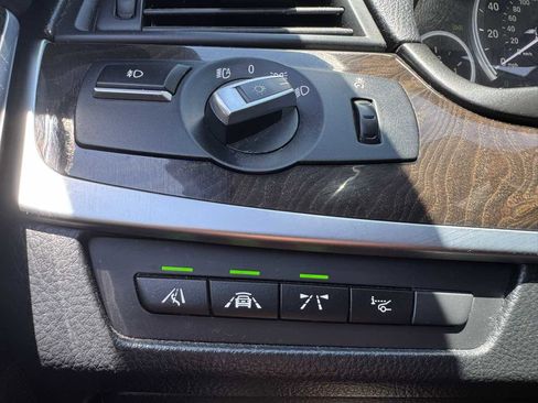 Used 2015 BMW 528i Sedan image 28