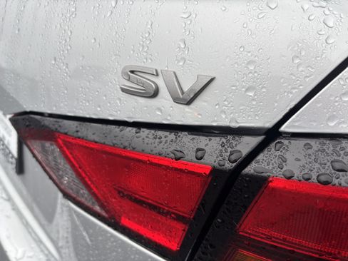 Used 2023 Nissan Altima 2.5 SV image 12