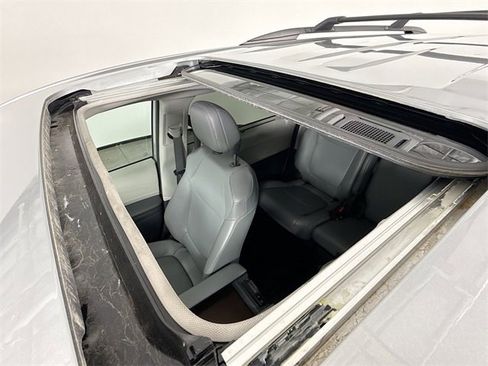 Certified 2021 Toyota Sienna XLE image 22