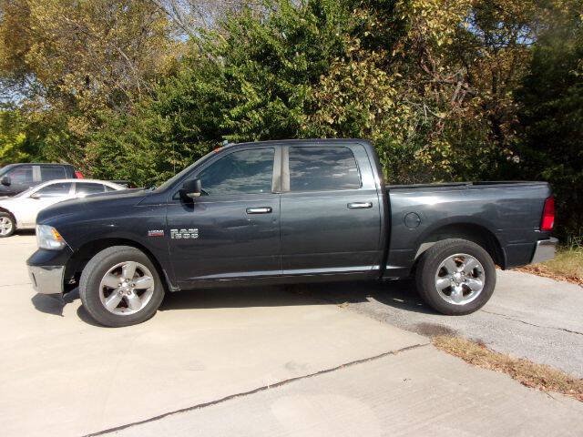 Used 2016 RAM 1500 Lone Star RWD image 4