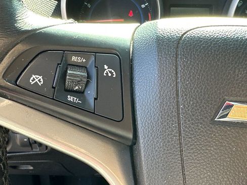 Used 2012 Chevrolet Cruze LT image 24