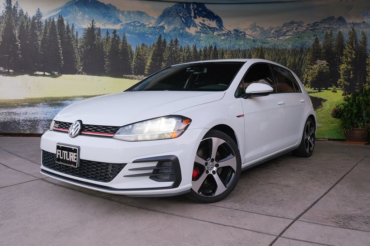 Used 2018 Volkswagen GTI S FWD image 1