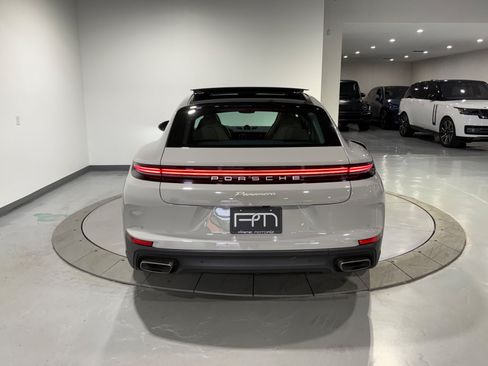 Used 2025 Porsche Panamera 4 AWD/4WD image 15