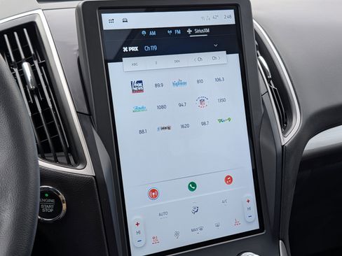 Used 2024 Ford Edge SEL w/ Convenience Package image 19