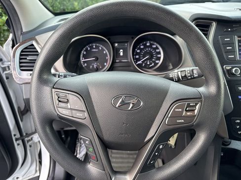 Used 2018 Hyundai Santa Fe Sport image 23