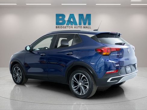 Certified 2023 Buick Encore GX Select FWD image 5