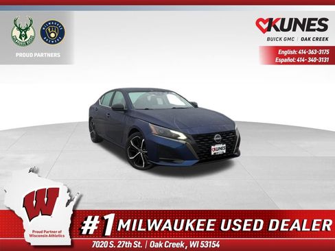 Used 2023 Nissan Altima 2.5 SR w/ SR Premium Package FWD image 1