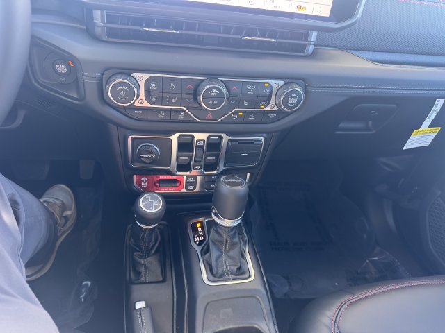 New 2027 Jeep Gladiator Rubicon AWD/4WD image 15