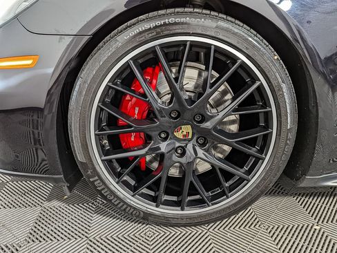 Used 2021 Porsche Panamera GTS image 52