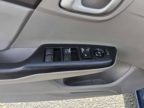 Used 2012 Honda Civic LX image 12