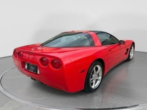 Used 2003 Chevrolet Corvette Coupe w/ Preferred Equipment Group RWD image 7