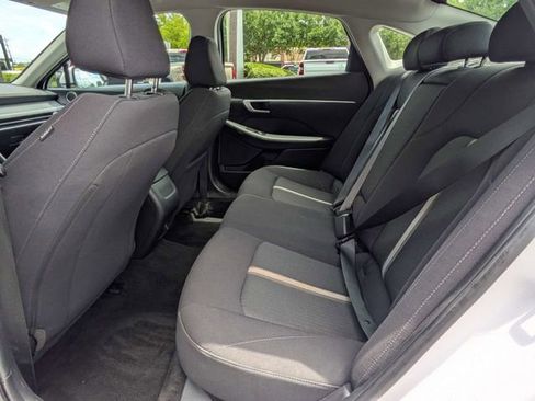 Used 2025 Hyundai Sonata SEL FWD image 14
