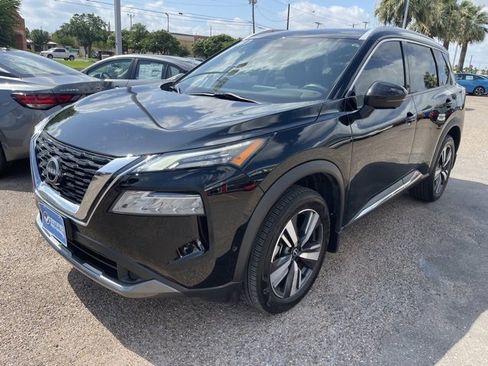 Used 2023 Nissan Rogue SL w/ SL Premium Package image 1