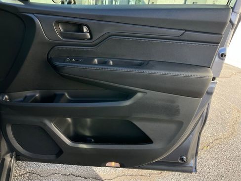 Certified 2024 Honda Odyssey EX-L image 29
