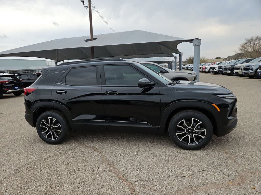 New 2026 Chevrolet TrailBlazer ACTIV FWD image 9