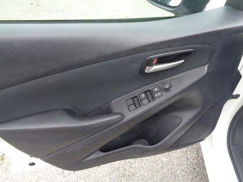 Used 2019 Toyota Yaris Sedan image 14