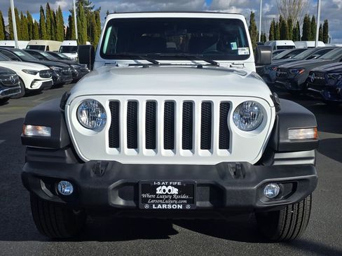 Used 2022 Jeep Wrangler Sport S image 10