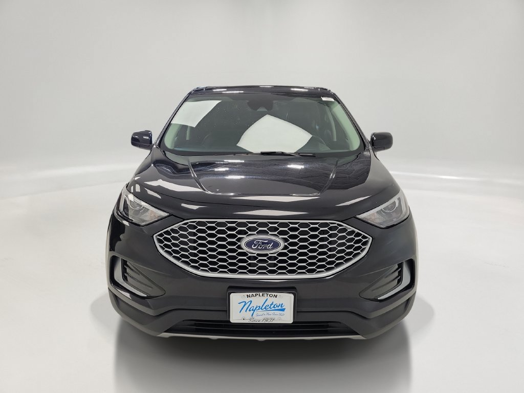 Used 2024 Ford Edge SEL AWD/4WD image 2