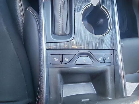 Used 2019 Chevrolet Impala LT w/ LT Leather Package image 16