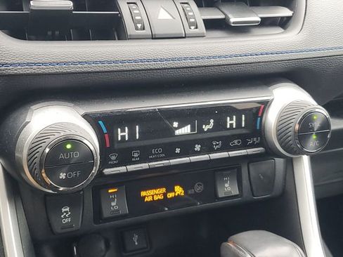 Used 2020 Toyota RAV4 XSE image 24