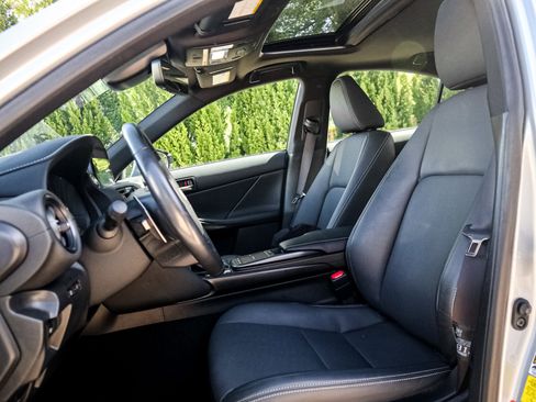 Used 2023 Lexus IS 300 w/ Comfort Package image 17