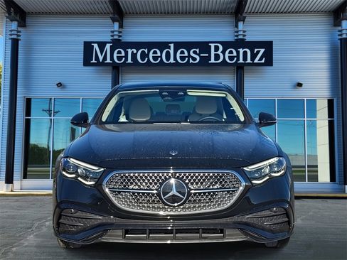 New 2026 Mercedes-Benz E 350 4MATIC image 2
