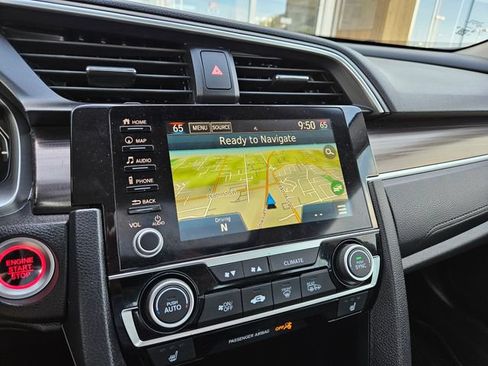 Used 2019 Honda Civic Touring image 26
