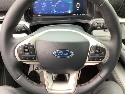 New 2026 Ford Explorer Active w/ Active Comfort Package image 15