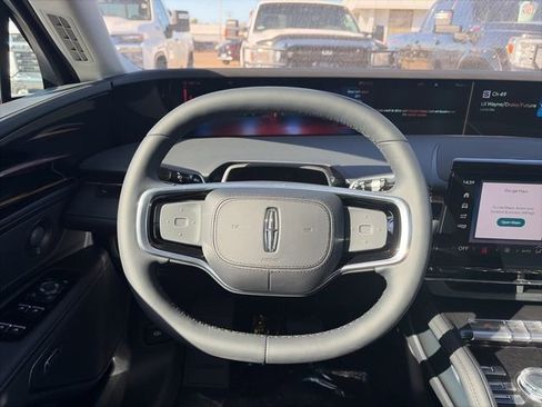 New 2026 Lincoln Nautilus Reserve AWD/4WD image 15