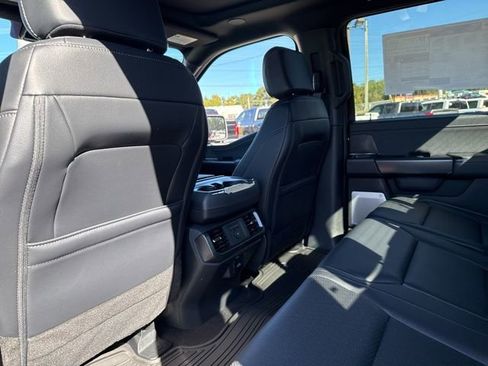 New 2025 Ford F150 Lariat w/ Equipment Group 502A High image 18