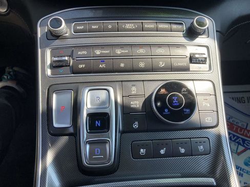 Used 2023 Hyundai Santa Fe Limited image 23