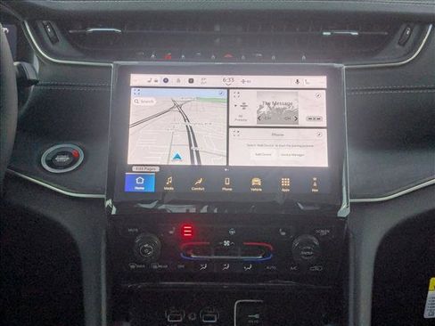 New 2025 Jeep Grand Cherokee Limited image 14