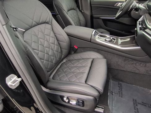 Used 2025 BMW X5 M60i w/ Climate Comfort Package AWD/4WD image 22