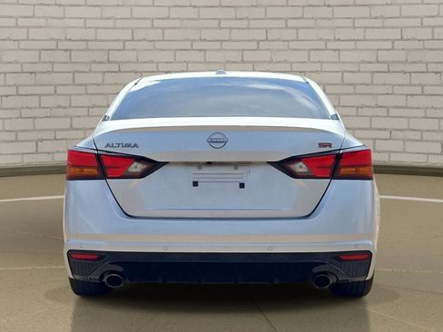 Used 2023 Nissan Altima 2.5 SR FWD image 6