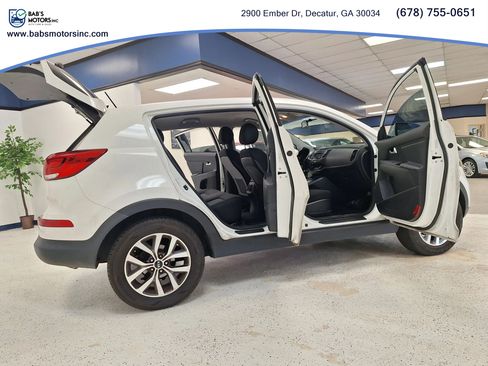 Used 2016 Kia Sportage LX FWD image 14