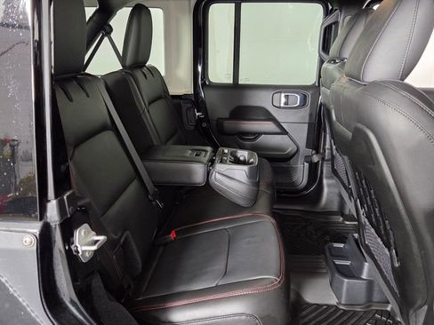 Used 2023 Jeep Wrangler Unlimited Rubicon w/ Xtreme 35 Tire Package AWD/4WD image 36