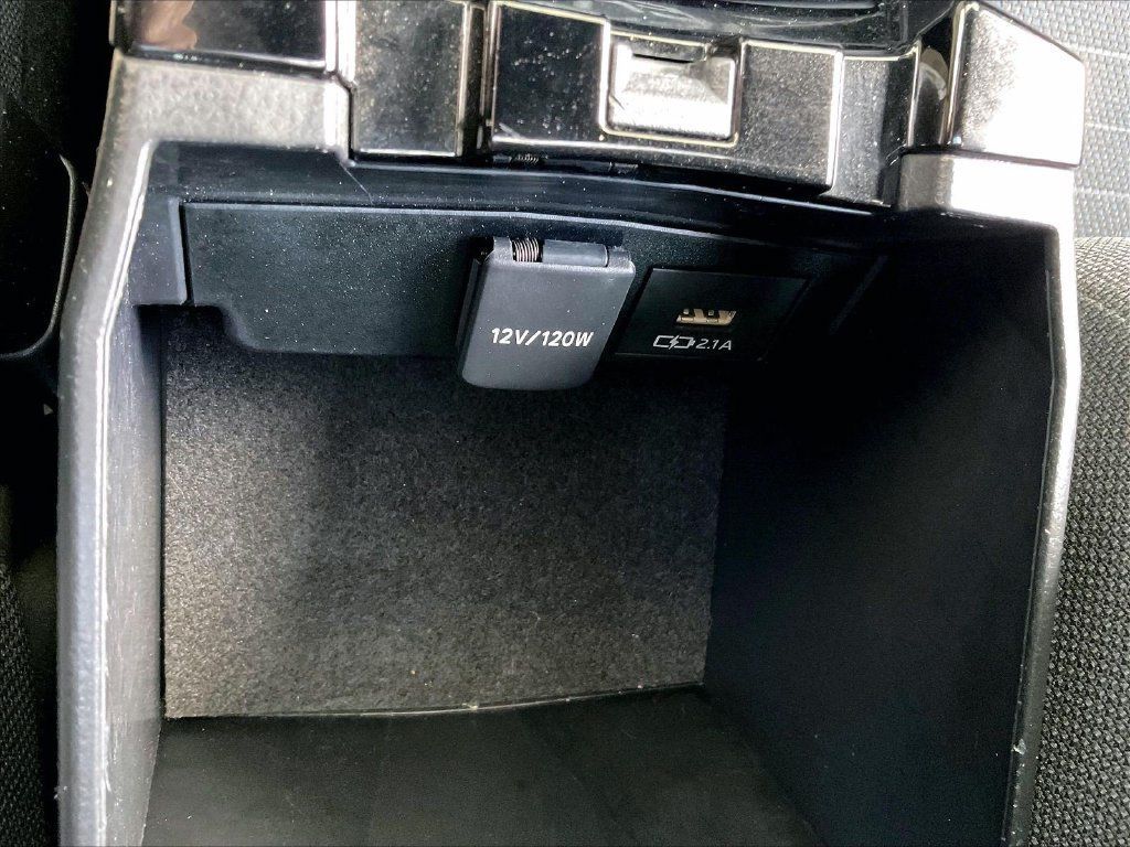 Used 2021 Toyota Corolla SE w/ Carpet Mat Package (TMS) FWD image 27