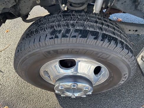 Used 2023 Ford F350 Lariat w/ Lariat Ultimate Package image 39