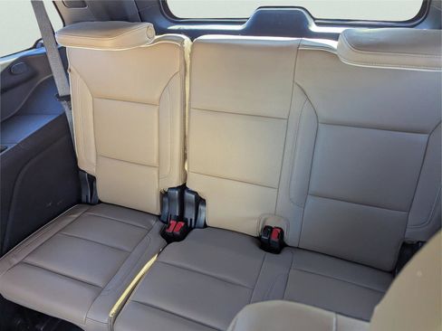 Used 2023 Chevrolet Tahoe Premier w/ Advanced Technology Package image 13