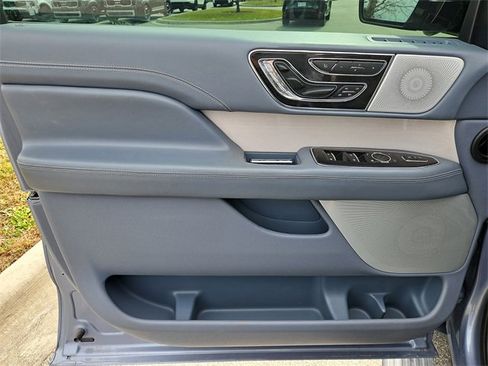 Used 2020 Lincoln Navigator Black Label image 17