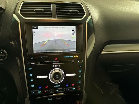 Used 2016 Ford Explorer Sport w/ Equipment Group 401A image 9