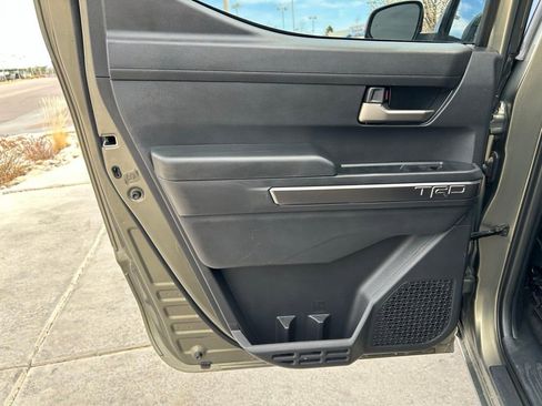 Used 2025 Toyota Tacoma TRD Sport AWD/4WD image 26