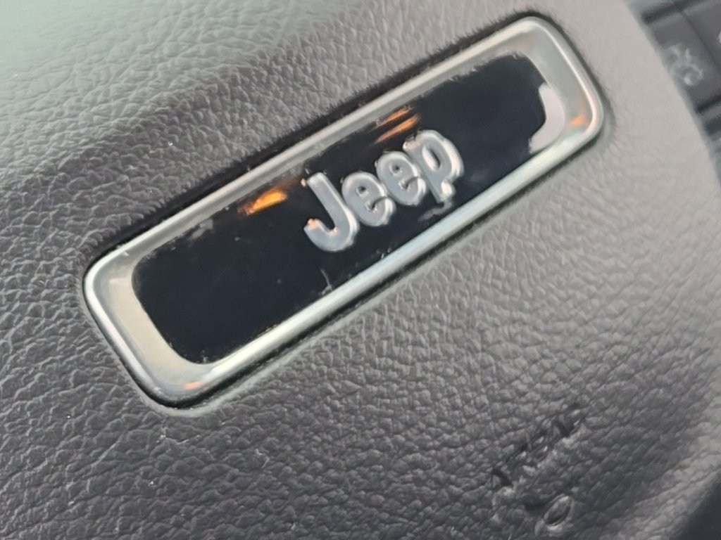 Certified 2022 Jeep Compass Limited w/ Sun and Sound Group AWD/4WD image 35