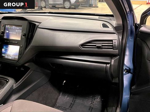 Certified 2024 Subaru Crosstrek 2.0i image 17