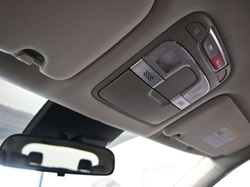 Used 2024 Kia Telluride LX FWD image 26