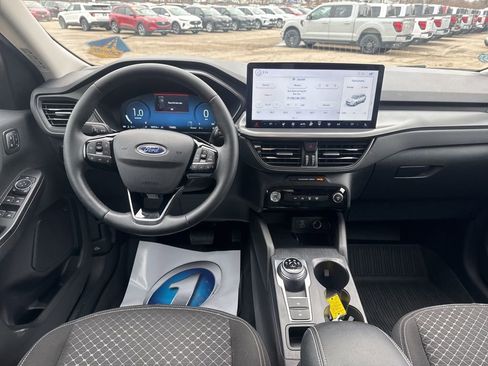 Used 2023 Ford Escape Active w/ Tech Pack #2 image 6